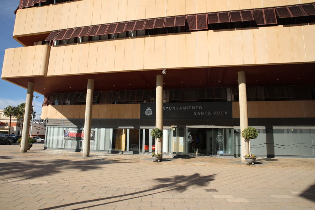 fachada Ayuntamiento Santa Pola