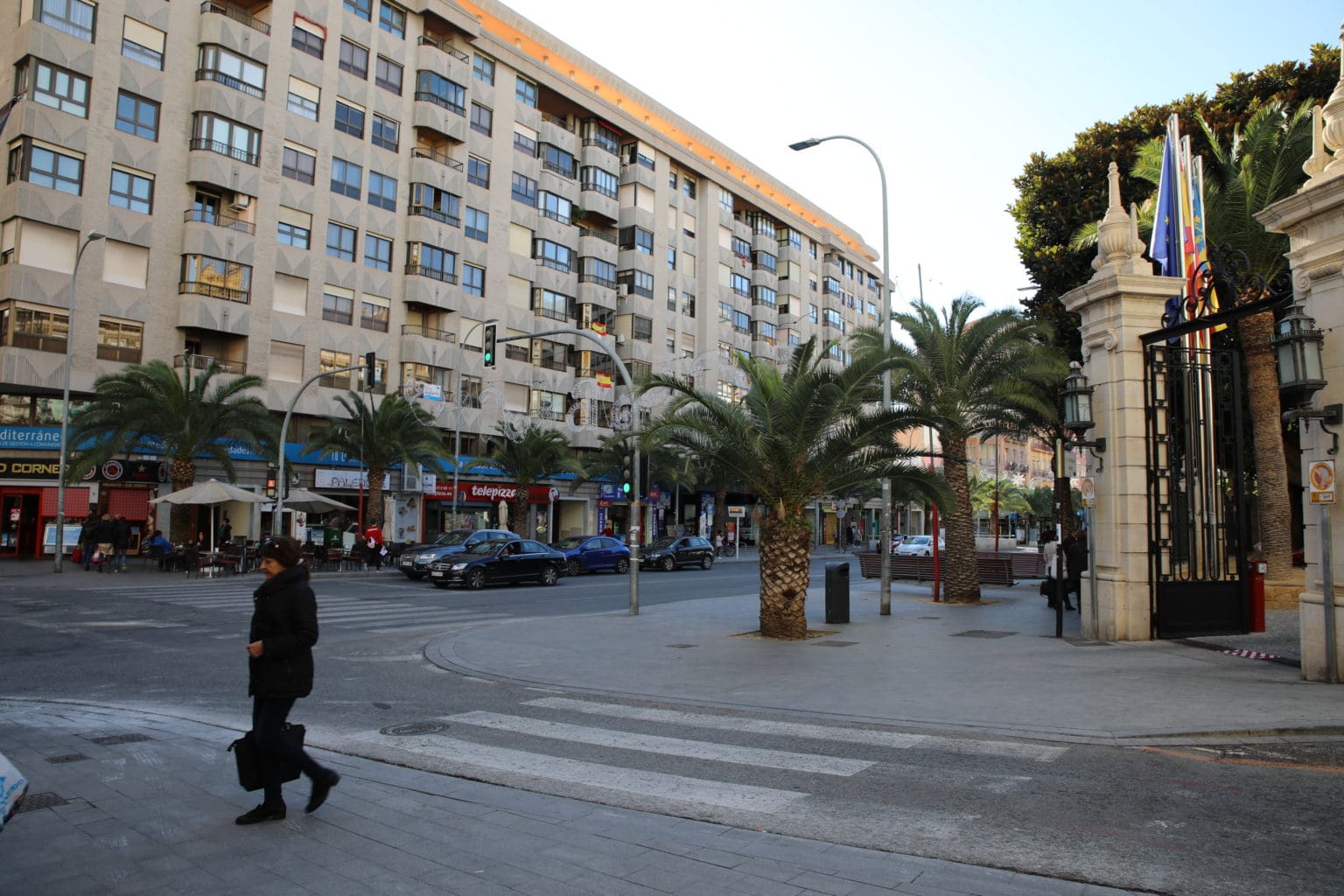El Ayuntamiento impulsa la peatonalización del centro de Alicante y da