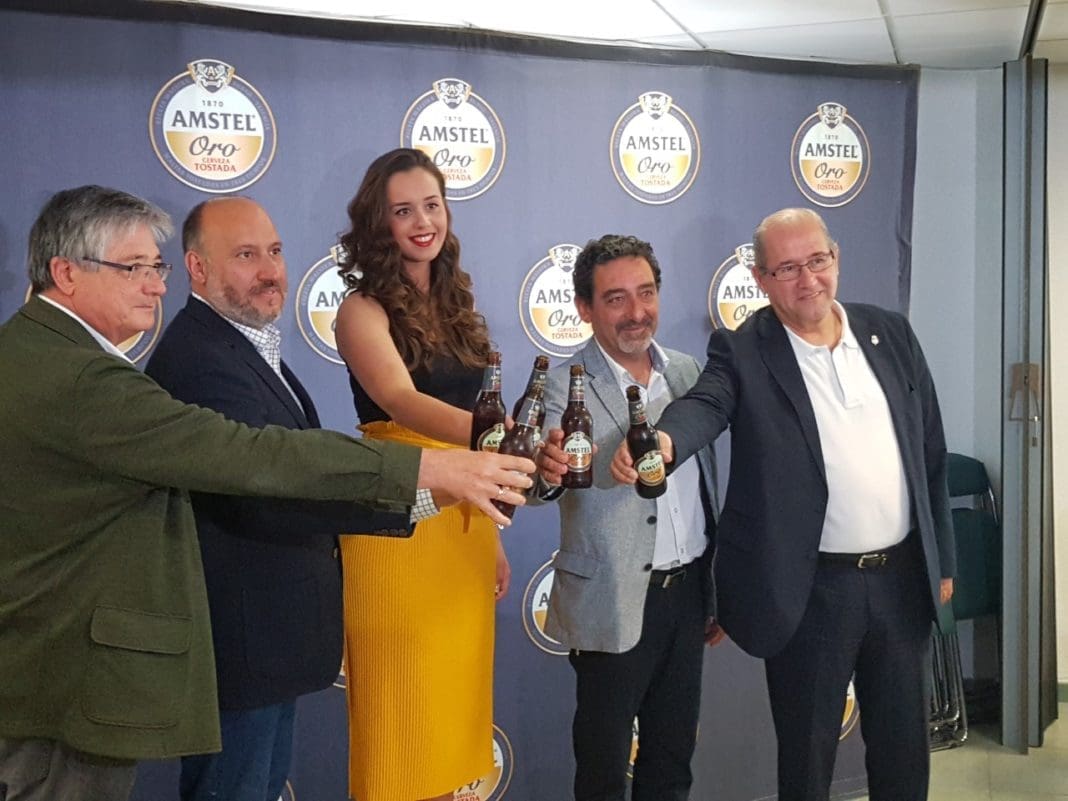 La Bellea del Foc haciendo un bridis con la 