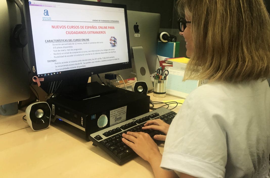 Los nuevos cursos de español para extranjeros de la Diputación de Alicante / Diputación de Alicante