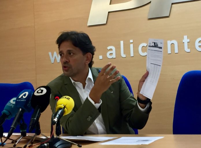José Juan Zaplana compareciendo ante los medios en la sede del PP Alicante / PP Alicante