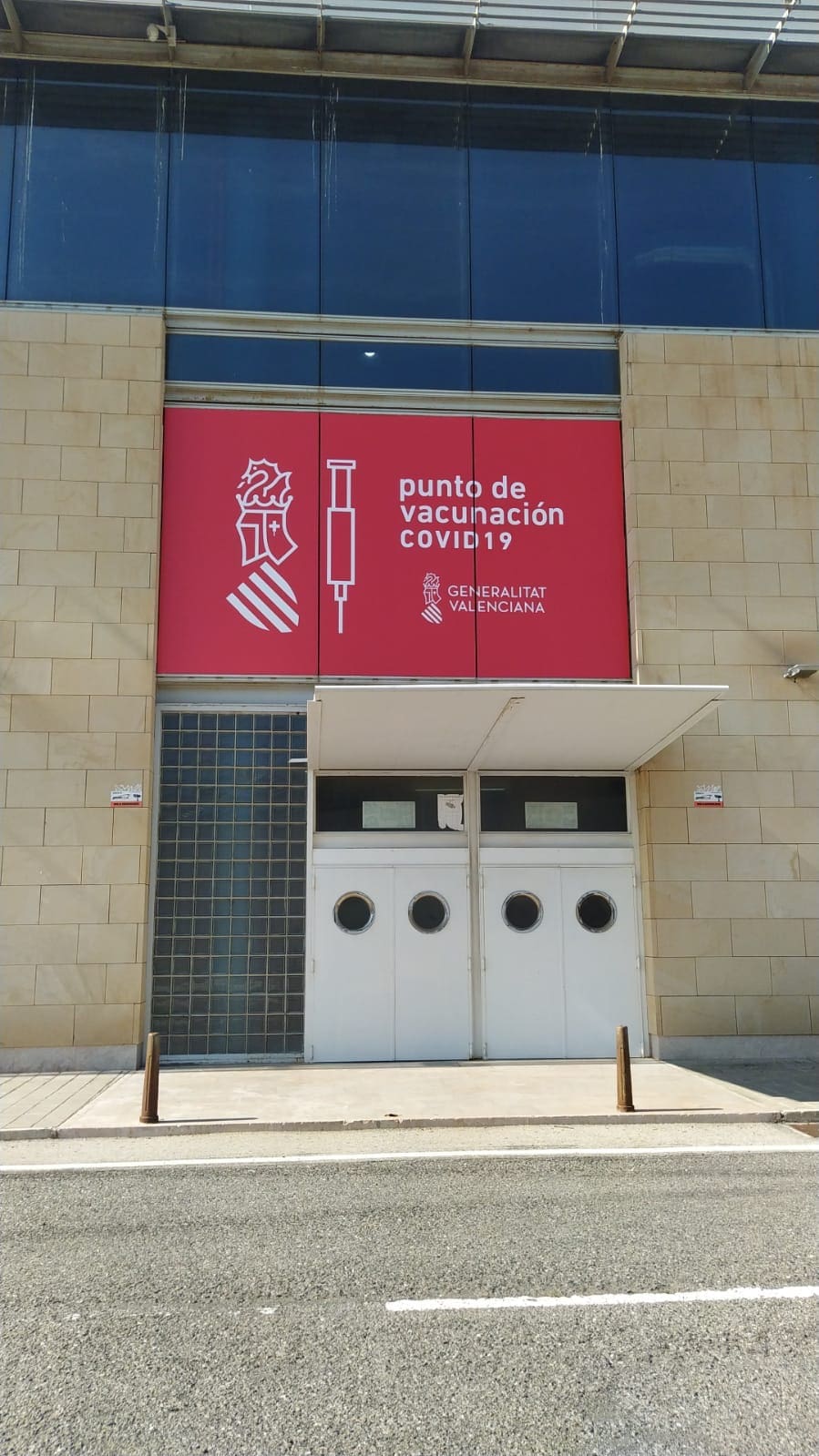 Punto de vacunación contra la COVID-19 en Elche (Alicante)