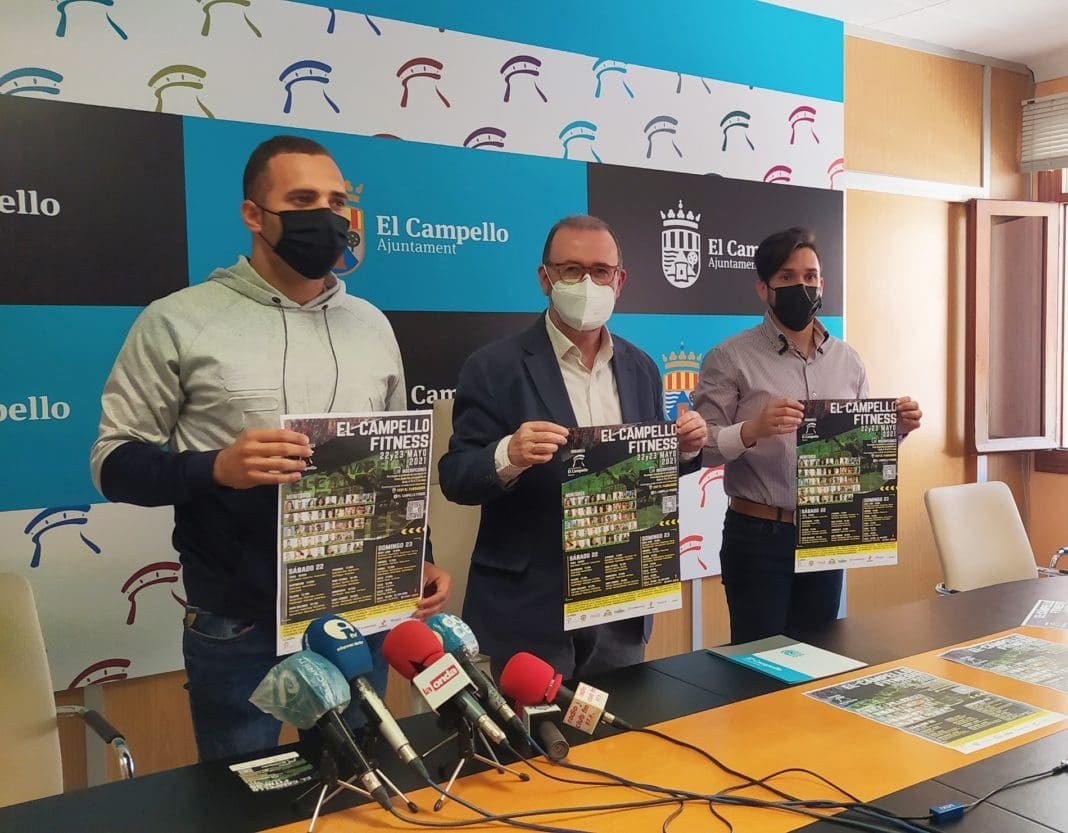 Alcalde y concejal de Deportes de El Campello, junto con organizador El Campello Fitness