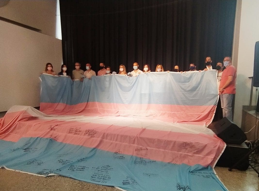 Firma Bandera Trans Alicante