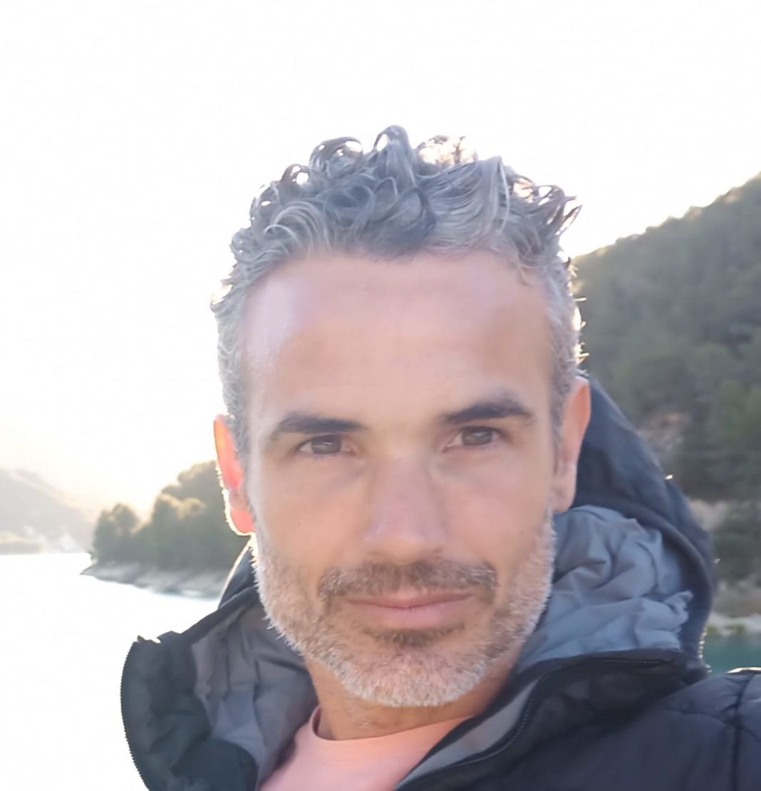 Daniel Martínez- Delegado Alicante SBA Sindicato Bomberos aeropuertos