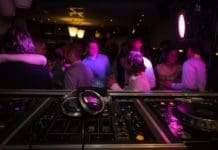 Un juez condena a Alicante a pagar 12.000 euros a dos vecinos por los ruidos de una discoteca