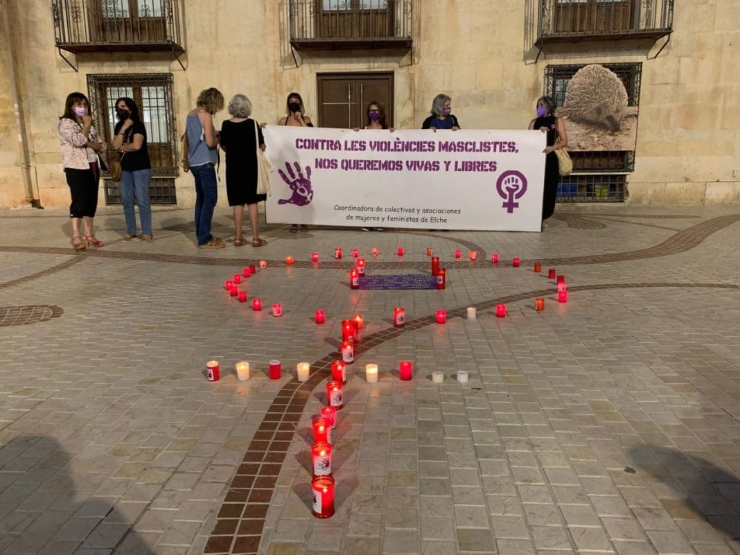 Concentración feminista Elche