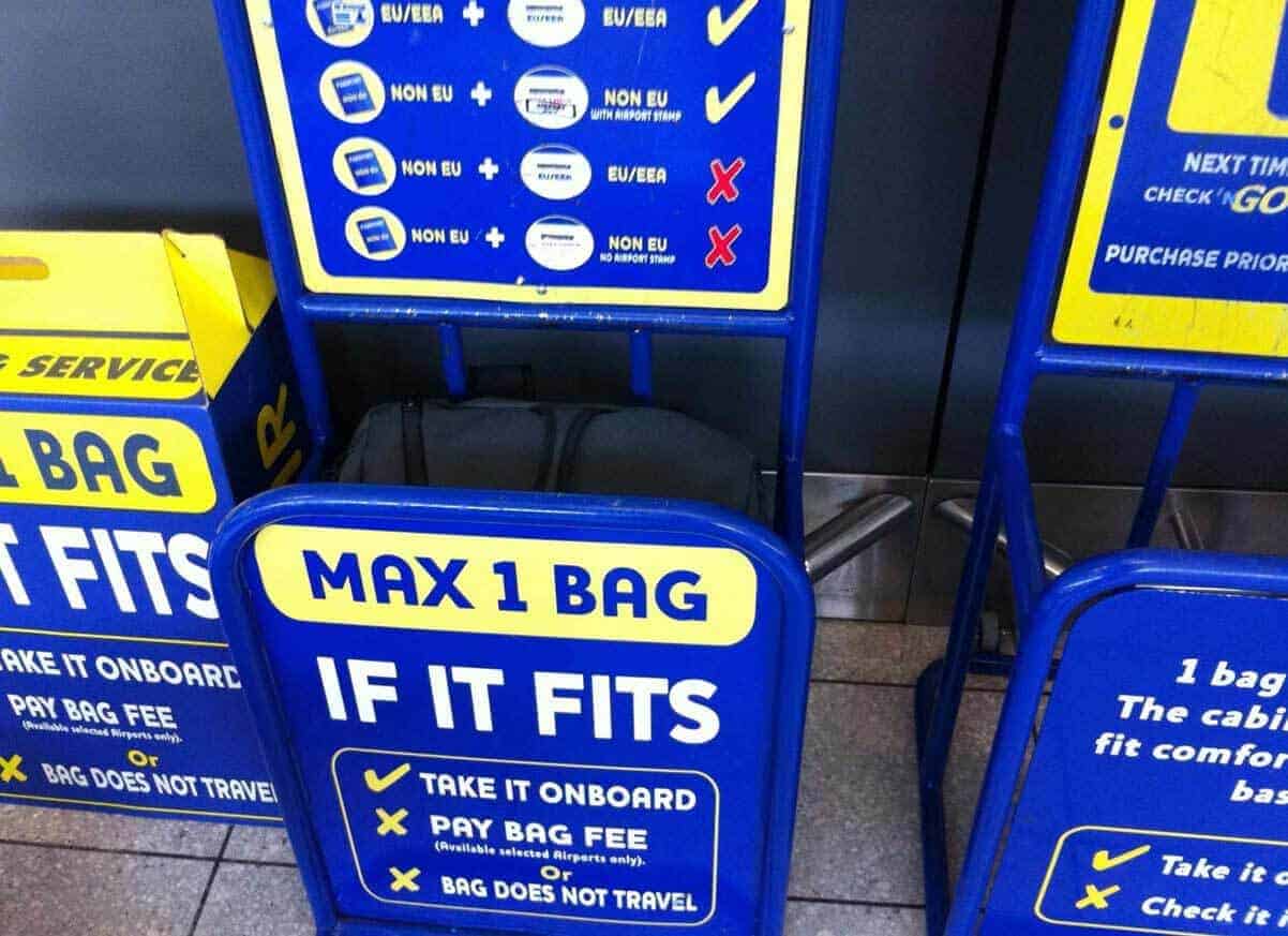 Se estrecha el cerco judicial a las cláusulas abusivas de Ryanair