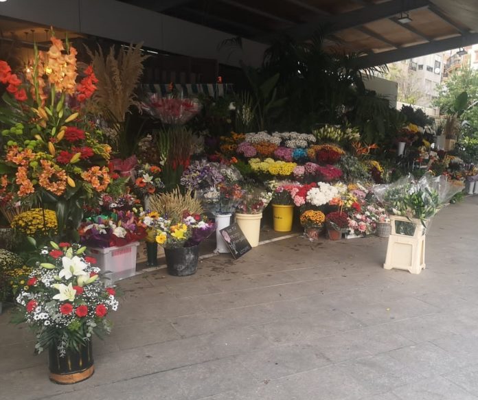 Puesto flores Mercado Central de Alicante