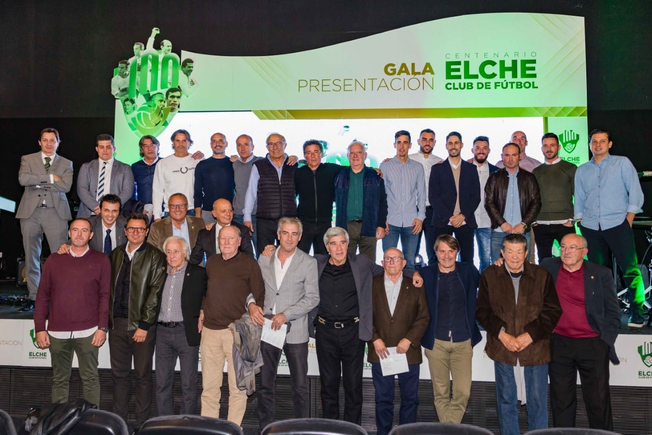 El Ayuntamiento arropa al Elche CF en la gala de celebración del ...