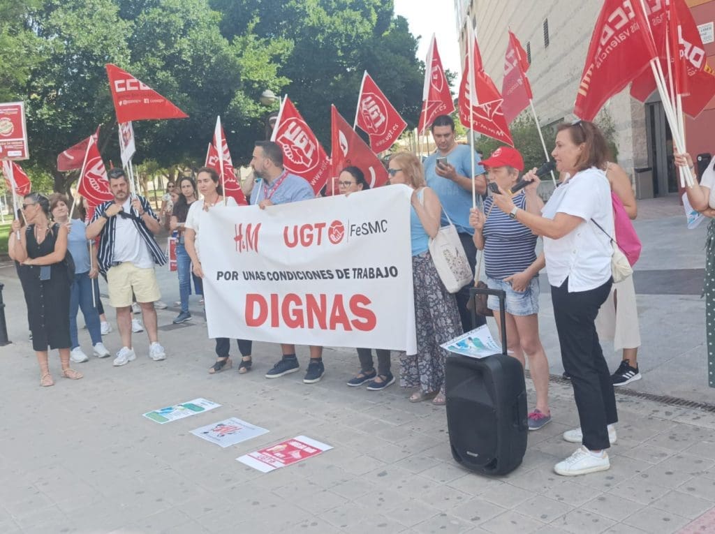 Concentración en Alicante/ Yolanda Díaz, secretaria general UGT L`Alacantí.