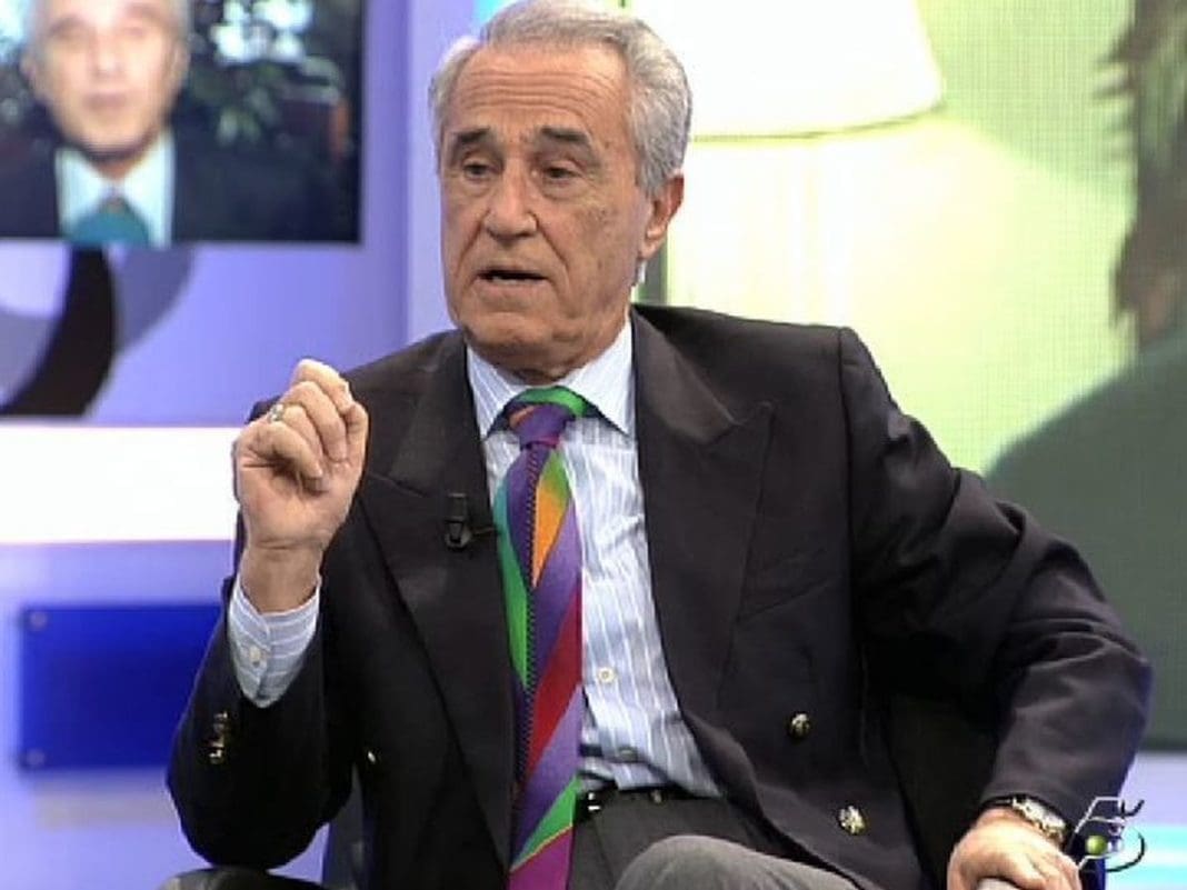 José Maria Carrascal en un debate