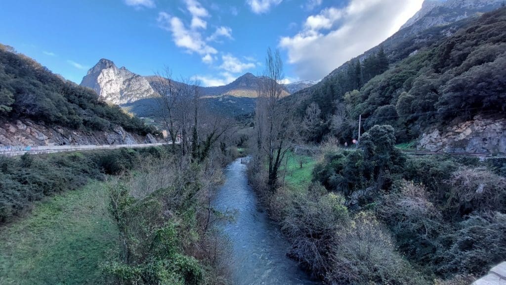Parajes naturales en el Camino Lebaniego (Foto: Elías Levy Benarroch)