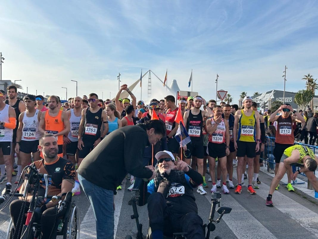 Un momento antes de la salida del medio maratón de Alicante