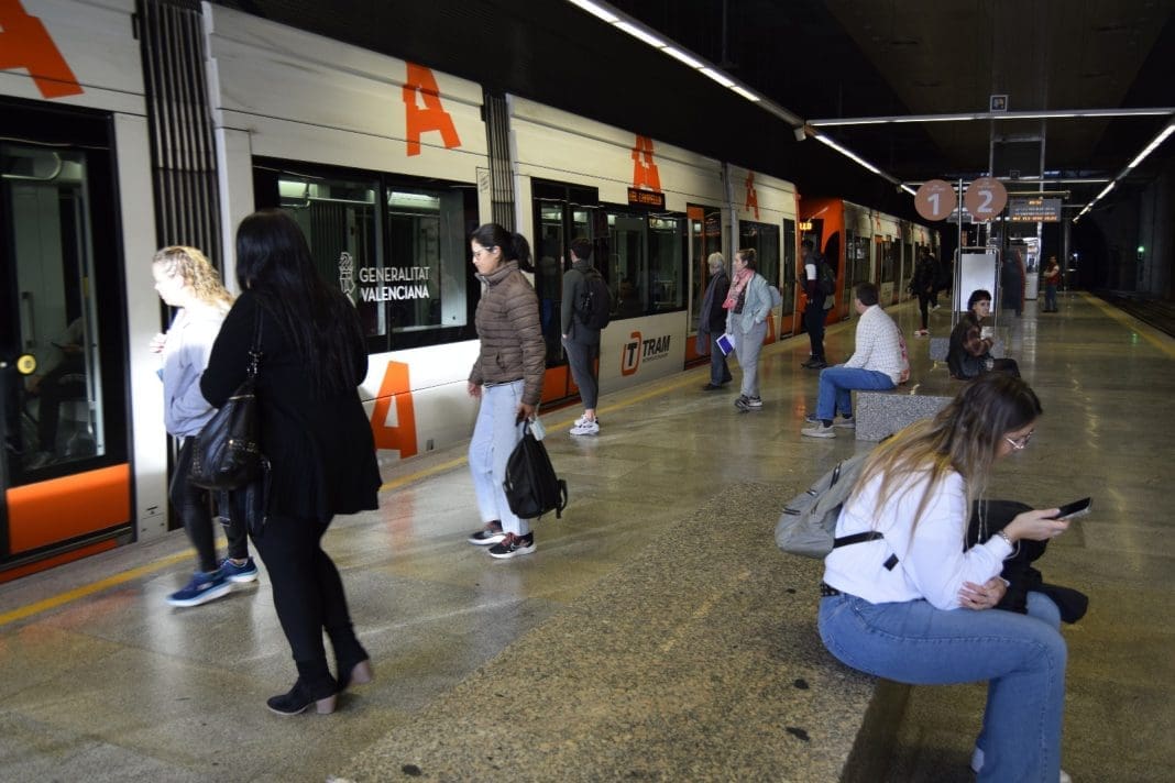TRAM Alicante. Viajeros