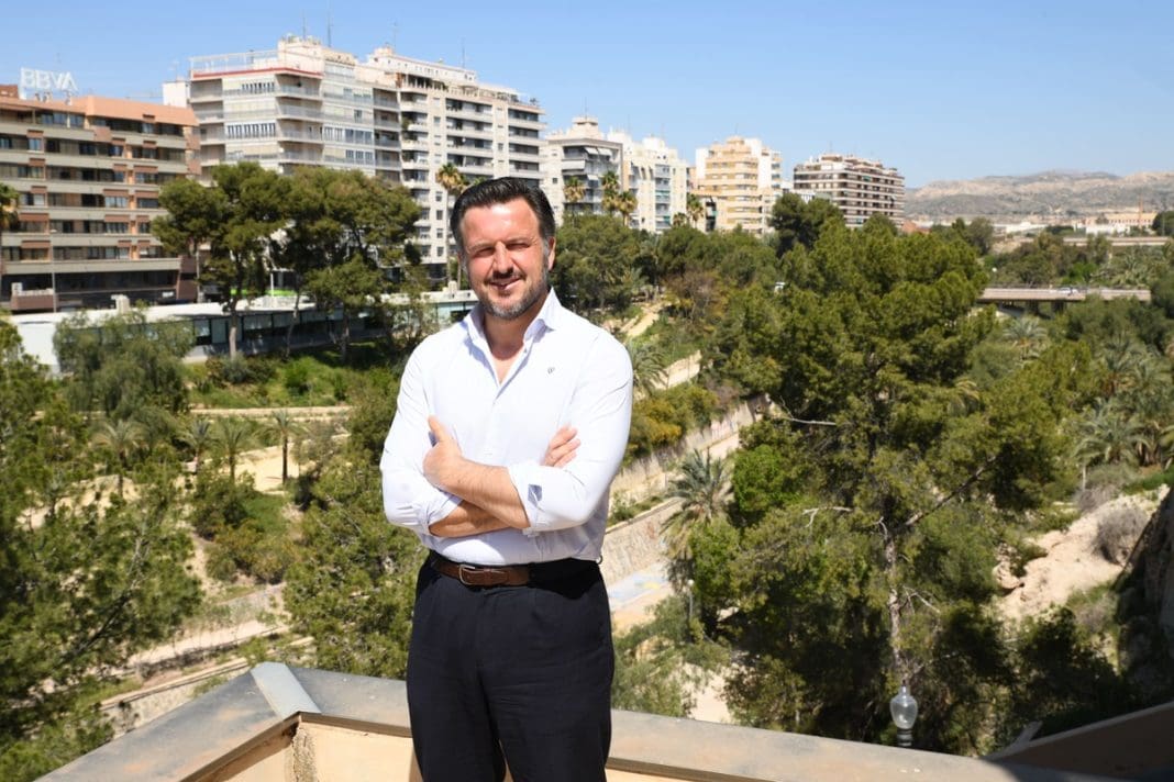 Alcalde de Elche, Pablo Ruz en panorámica vistas ciudad