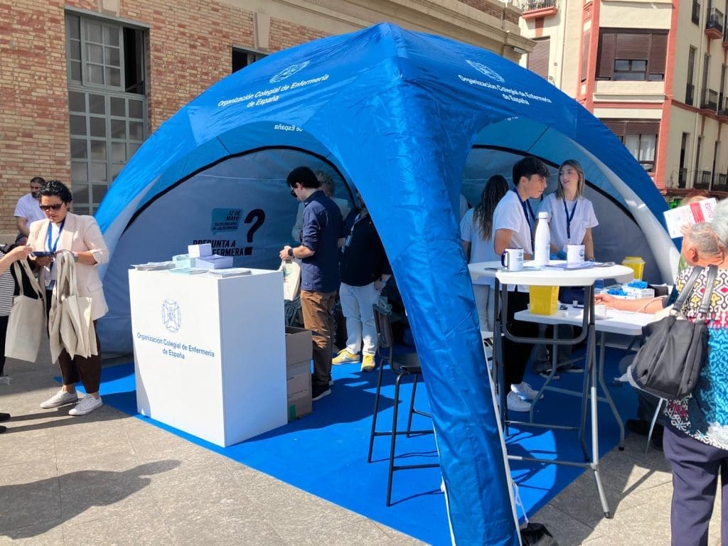 Carpa en Día Enfernería 2025 Plaza 25 de Mayo