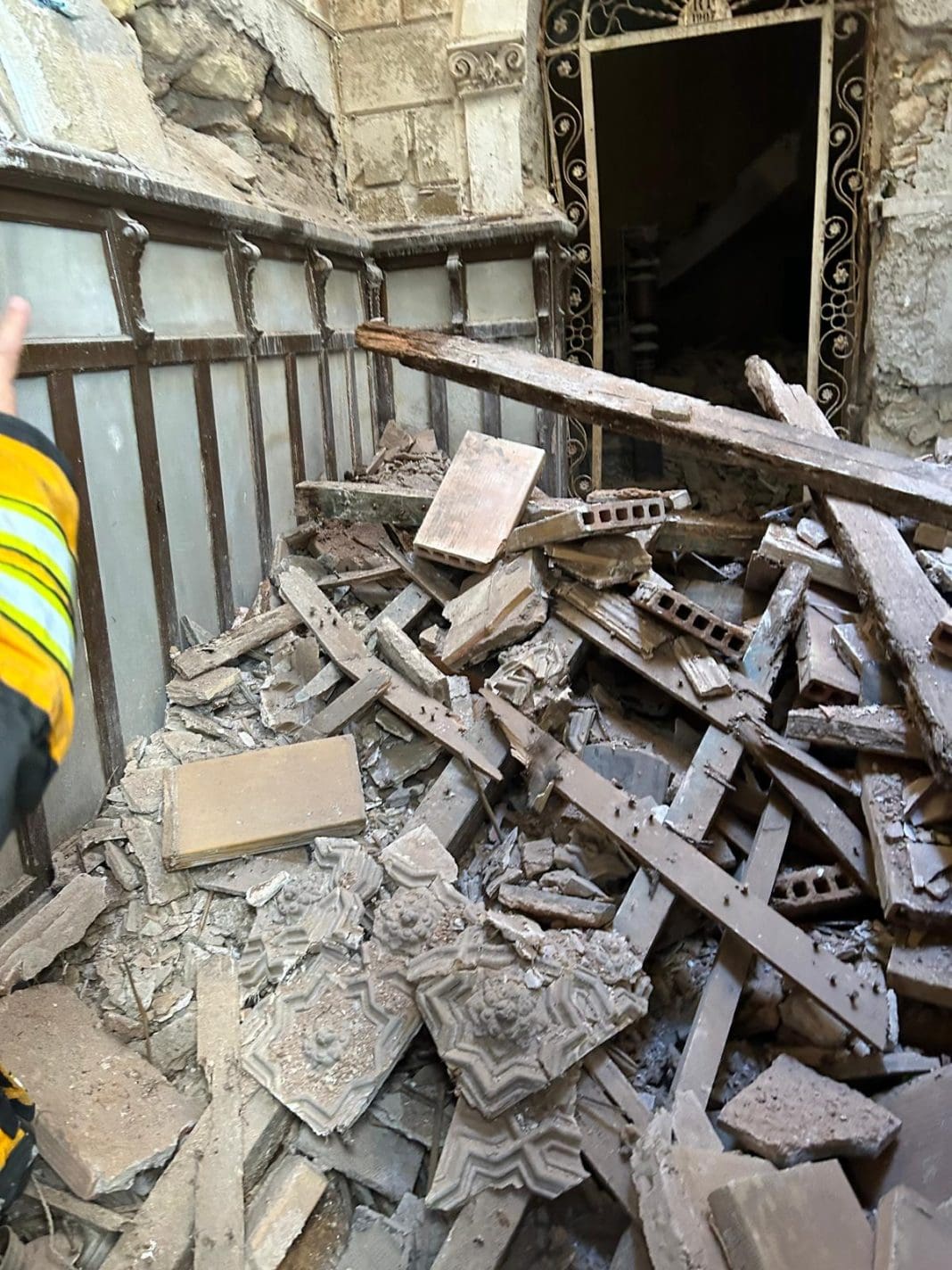 derrumbe calle desamparados, 4 de Elche 2