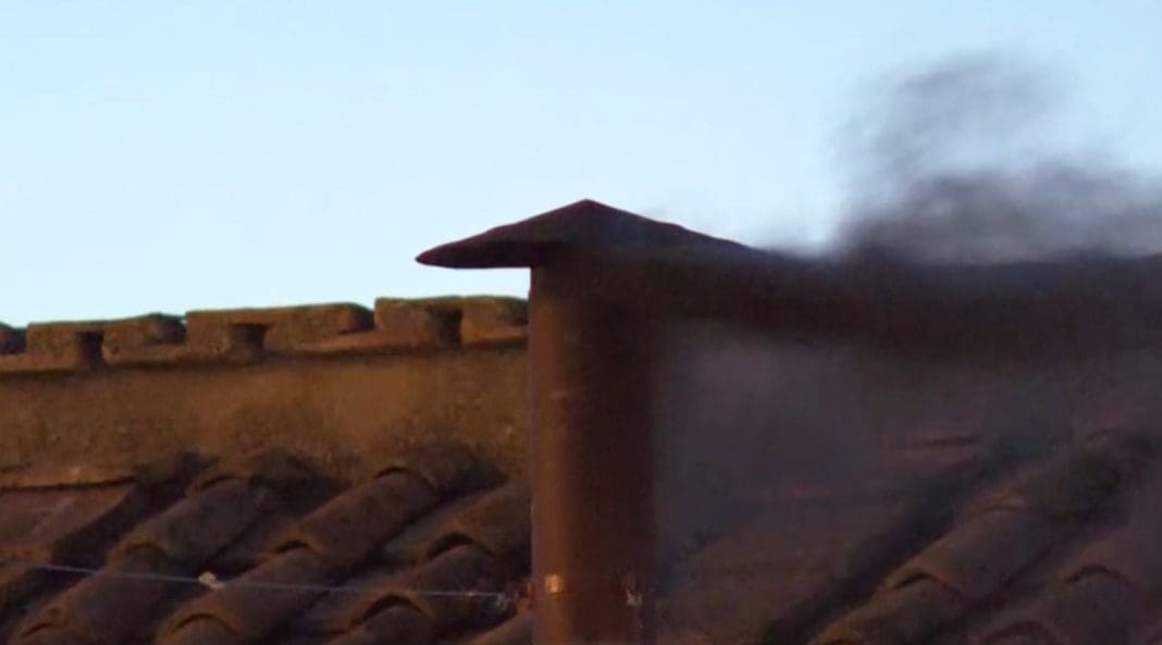 fumata negra cónclave 2025