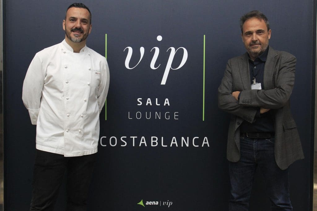 En la imagen, junto al CEO de ESATUR Jorge Rodríguez. EFE/Morell