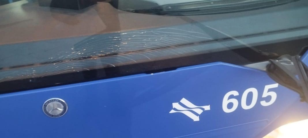 autobuses con deficiencias de La Alcoyana luna rota