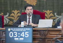 Barcala afirma que la concejala fue adjudicataria de la vivienda de La Condomina cinco años antes de entrar en política