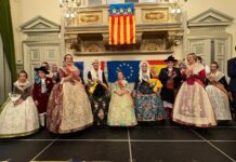 Les Fogueres de Sant Joan vuelven a París con la presencia de les bellees del foc