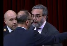 El PSOE pide sancionar al diputado de Vox por Alicante expulsado del Congreso y su partido le defiende