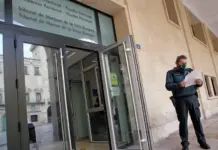 Juzgan en Alicante a una pareja acusada de matar y descuartizar a un hombre para quedarse con su casa