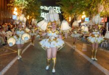 Ciudad de Asís y El Cabasset, triunfadores del Desfile del Ninot de Alicante 2026