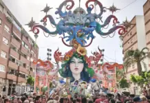 Monumento de hoguera “Génesi” de Josué Beitia, comisión Florida Portazgo, premiado en Alicante