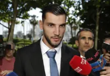 Rafa Mir llega a la Ciudad de la Justicia de Valencia