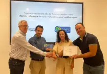 Torrevieja recibe el Sello de Turismo Familiar por su oferta de playas, naturaleza y ocio