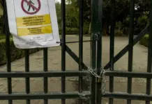 Los municipios de Alicante activan sus CECOPAL ante la alerta roja por calor, tormentas y viento Parque acordonado y cerrado por aviso de temporal
