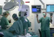 Elx-Crevillent y Torrevieja reducen la espera quirúrgica a menos de 45 días