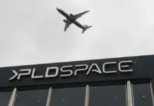 Vista general de la empresa PLD Space en Elche (Alicante) con cohetes al espacio