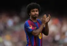 Karim Adeyemi, delantero del Barcelona, en el Camp Nou en la previa ante el Al Ahly