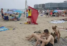 Playa de El Postiguet en Alicante, vista general de la costa