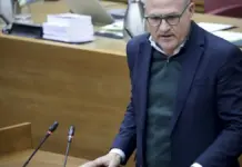 El PP exige al Gobierno mejoras urgentes en la línea Sagunto-Zaragoza Joserra González de Zárate, portavoz de Infraestructuras del GPP en Les Corts, en un acto institucional