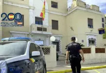 Fachada de la comisaría de Dénia, en Alicante.