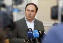 La Comunitat Valenciana honra a las víctimas del terrorismo en el aniversario del atentado de Mutxamel Juanfran Pérez Llorca ofrece declaraciones tras una visita institucional al Ayuntamiento de Crevillent