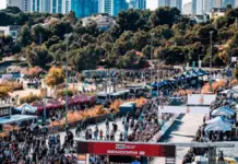 Ciclistas compiten en una prueba de ciclocross en Benidorm
