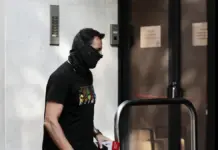 Agentes de la UCO de la Guardia Civil durante registros en el caso Azud