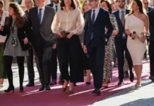 Diana Morant tacha de decepcionante el discurso del 9 d’Octubre de Pérez Llorca y augura que será el último Diana Morant llega al Palau de la Generalitat