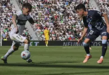 Josán, defensor del Elche, en acción durante un partido contra el Celta de Vigo en el Manuel Martínez Valero.