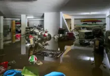 Inundación en un bajo de Oliva (Valencia) tras la dana, según una imagen de este miércoles