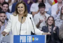 María José Catalá en la clausura de un mitin en el Palau de las Arts de Valencia