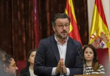 Protección de Datos archiva la denuncia del alcalde de Elche por la difusión de su domicilio Pablo Ruz, alcalde de Elche, en una fotografía de archivo