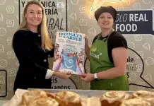 ‘Botigues al Carrer’ llena de comercio, gastronomía y música la calle San Francisco de Alicante