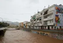 Barranco de Beniopa en Gandía con el cauce lleno por un temporal de lluvias